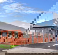 Newington Apartments - Lightning Ridge Tourism