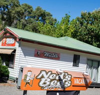 Neds Other Beds - Lightning Ridge Tourism