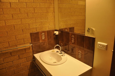 Miner's Retreat Motel - Lightning Ridge Tourism 6