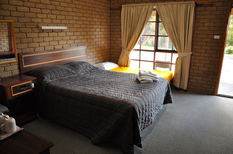 Miner's Retreat Motel - Lightning Ridge Tourism 4