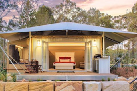 Waterfall Springs Retreat And Wildlife Sanctuary - Lightning Ridge Tourism 0