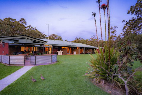 Waterfall Springs Retreat And Wildlife Sanctuary - Lightning Ridge Tourism 4