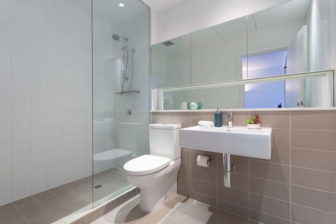 Wyndel Apartments St Kilda Views - Lightning Ridge Tourism 6