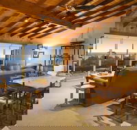 Haven on Hazards - Lightning Ridge Tourism