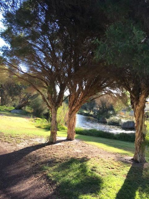 Falcon Bay 4x4 Townhouse - Lightning Ridge Tourism 6