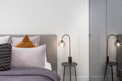 Luxuria Apartments Fulton Lane - Lightning Ridge Tourism 1