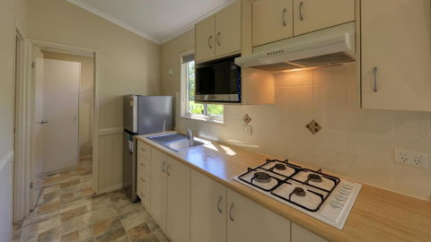 Fishery Falls Holiday Park - Lightning Ridge Tourism 6