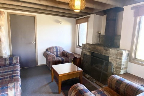 Alpine Interlude - Lightning Ridge Tourism 5