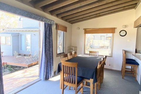 Alpine Interlude - Lightning Ridge Tourism 2