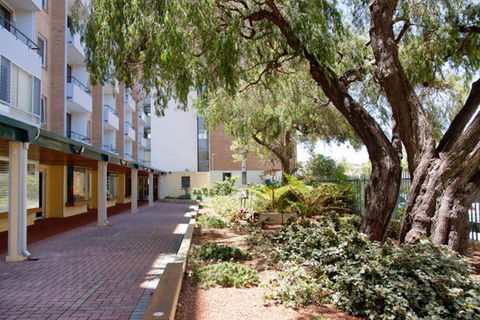 Ocean Harbour Views - Lightning Ridge Tourism 3