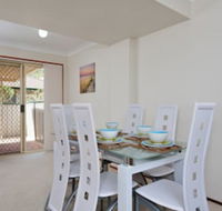 Beachcomber at Fingal Bay - Lightning Ridge Tourism