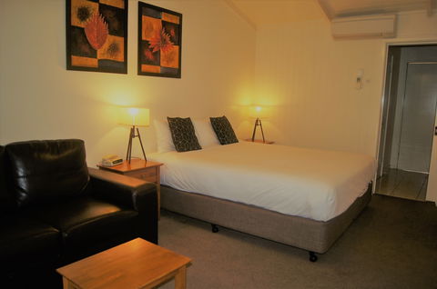 Quality Hotel Lakeside Bendigo - Lightning Ridge Tourism 0