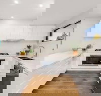 Glen Manor 1 - Lightning Ridge Tourism