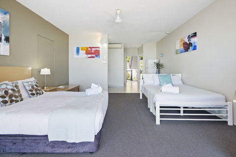 Ocean Views 9A - Lightning Ridge Tourism 1