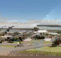 Outlook Views - Lightning Ridge Tourism