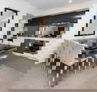 Mowbray East Apartments - Lightning Ridge Tourism