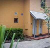 Villa Grenache - Lightning Ridge Tourism