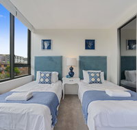 New Luxury Apartment Walking to Shops  Cinema - Lightning Ridge Tourism