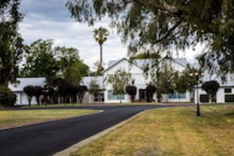 Fairlawn Estate - Lightning Ridge Tourism 0