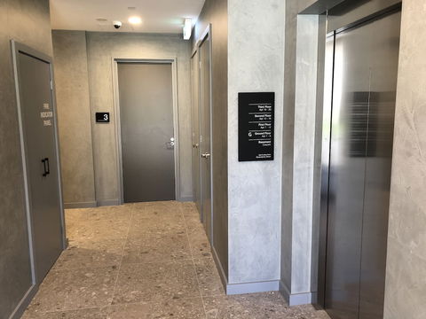 Q Squared Serviced Apartments - Lightning Ridge Tourism 0