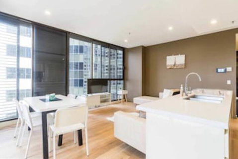 Fabulous City 2 BDR Apt In New Building - Lightning Ridge Tourism 0