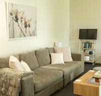 Two Bedroom Gem Short Drive to MONA - Lightning Ridge Tourism