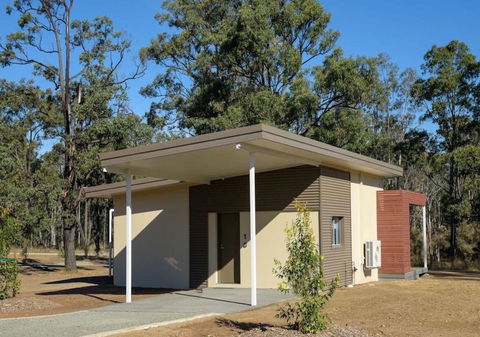 Ironbark Villa 1 - Lightning Ridge Tourism 6