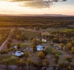 Ironbark Villa 1 - Lightning Ridge Tourism