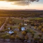 Ironbark Villa 1 - Lightning Ridge Tourism 0