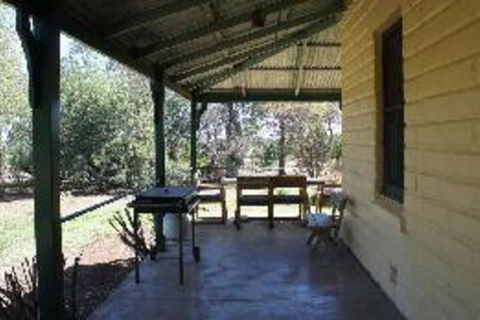 Rosnay Farmstay - Lightning Ridge Tourism 5