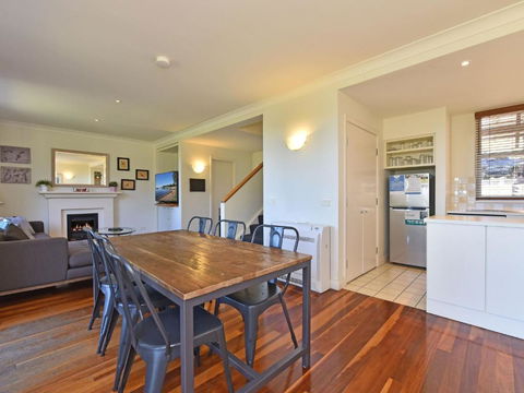 Villa Executive 2br Ferre Resort Condo Located Within Cypress Lakes Resort (nothing Is More Central) - Lightning Ridge Tourism 6