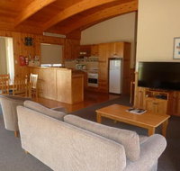 Bridport Villa - Lightning Ridge Tourism