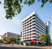 H on Smith Hotel - Lightning Ridge Tourism