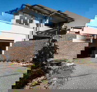 The Waverley International Hotel - Lightning Ridge Tourism