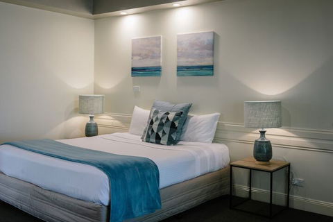 Fairways Resort - Lightning Ridge Tourism 6