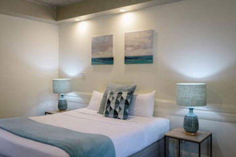 Fairways Resort - Lightning Ridge Tourism 0