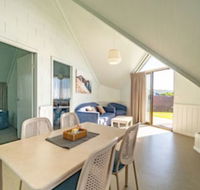 Beach Cabins Merimbula - Lightning Ridge Tourism