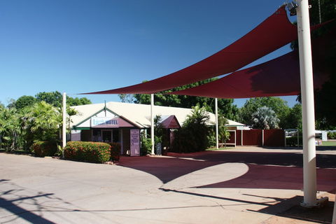 Kununurra Lakeside Resort - Lightning Ridge Tourism 1