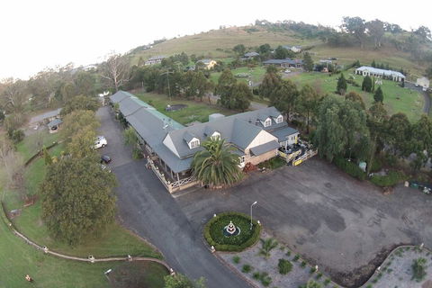 Picton Valley Motel - Lightning Ridge Tourism 2