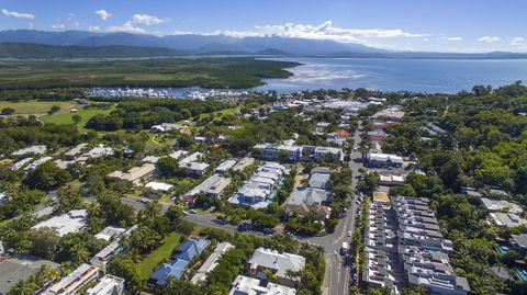 Port Douglas Apartments - Lightning Ridge Tourism 2