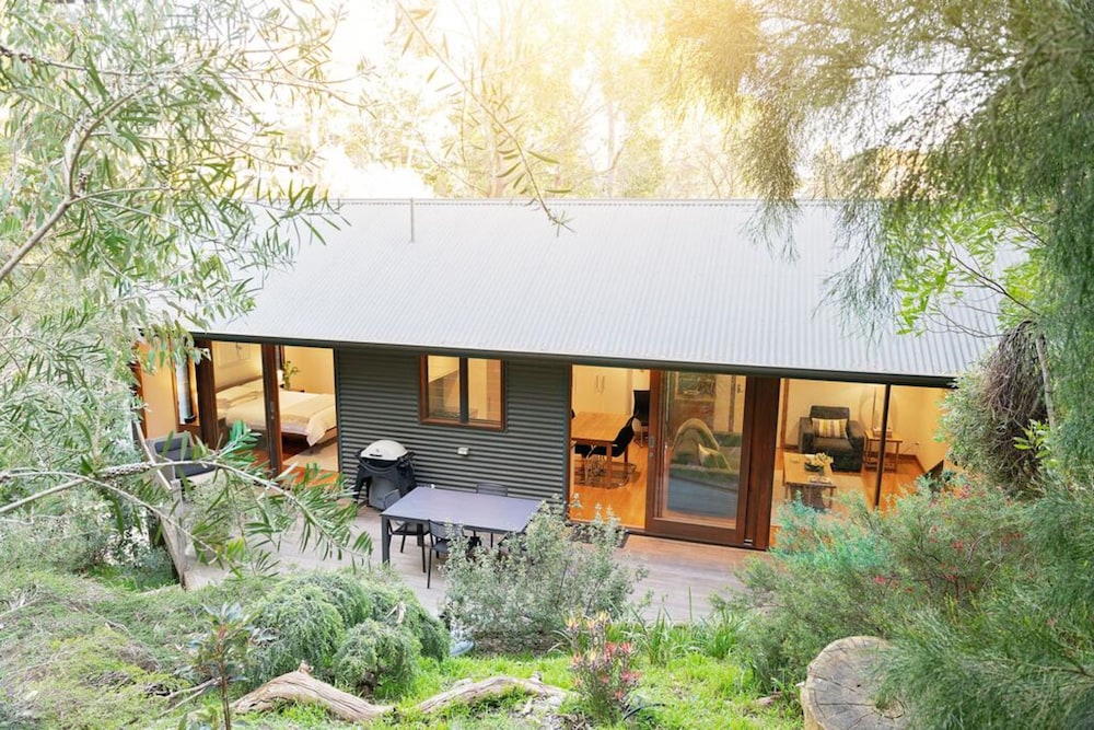 Aldgate SA Lightning Ridge Tourism