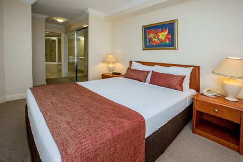Springwood Tower Apartment Hotel - Lightning Ridge Tourism 2