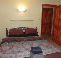 The Pixy Bed  Breakfast - Lightning Ridge Tourism