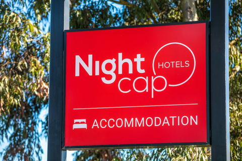 Nightcap At Ferntree Gully Hotel Motel - Lightning Ridge Tourism 1