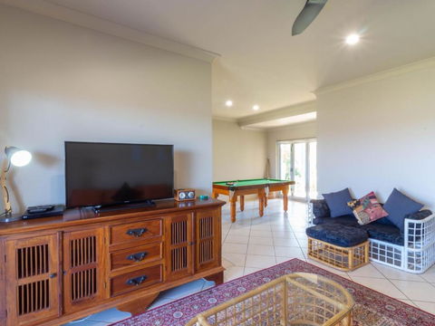 Shelleys 21 Pacific Street - Lightning Ridge Tourism 2