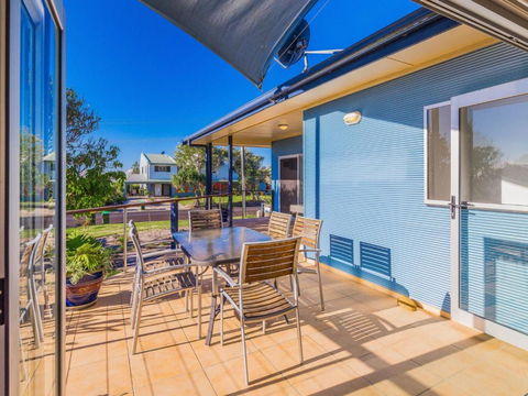 Shelleys 21 Pacific Street - Lightning Ridge Tourism 6