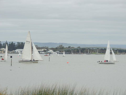 PS Federal Retreat Paddle Steamer Goolwa - Lightning Ridge Tourism 1