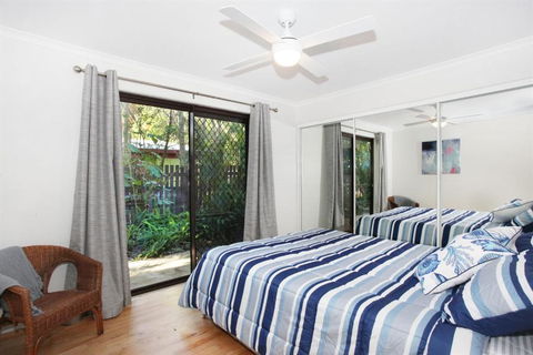 FABULOUS HOLIDAY HIDEAWAY COOLUM BEACH - Lightning Ridge Tourism 3