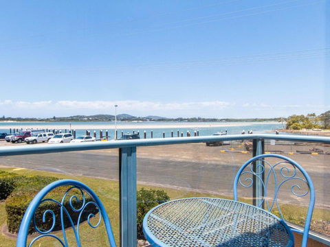 Fairholme 8 Perfect Lakefront Position - Lightning Ridge Tourism 3