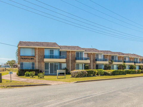 Fairholme 8 Perfect Lakefront Position - Lightning Ridge Tourism 6